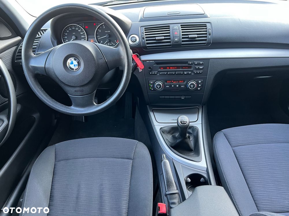 BMW Seria 1 116i Edition Sport - 15