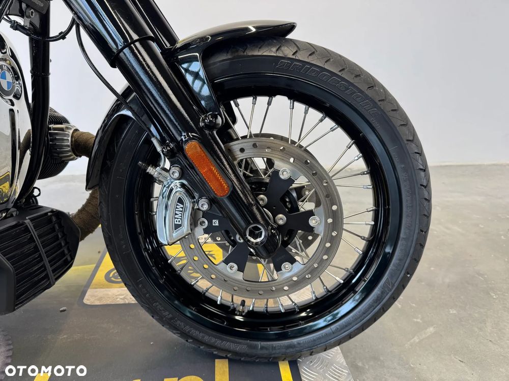 BMW R - 8