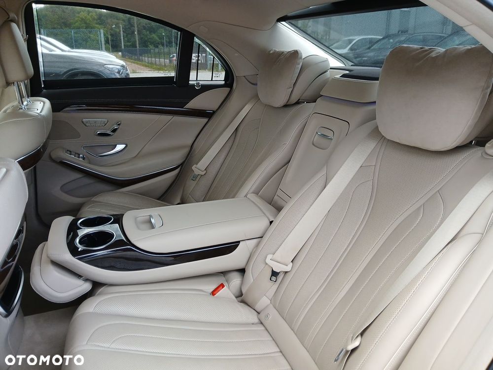 Mercedes-Benz Klasa S 500 4Matic 9-TRONIC - 21
