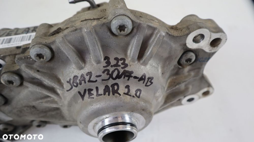 RANGE ROVER VELAR L560 2.0 D DYFER MOST PRZÓD J8A2-3017-AB - 8