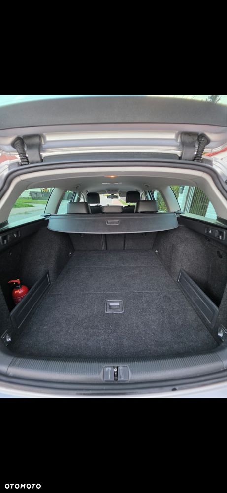 Volkswagen Passat - 6