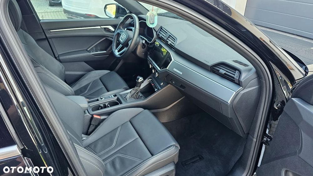 Audi Q3 45 TFSI Quattro S tronic S line - 12