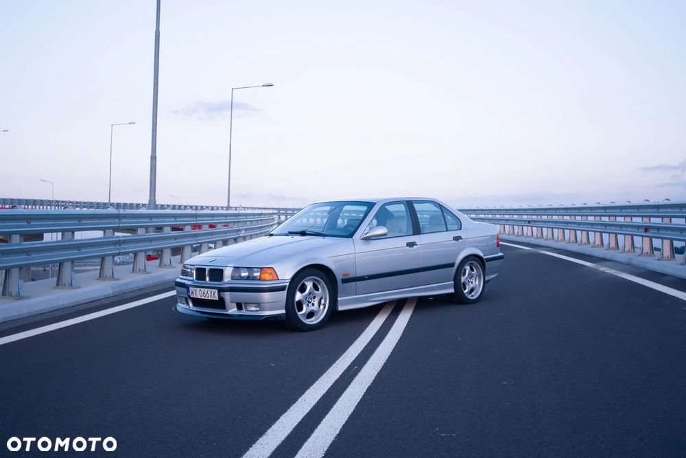 BMW M3 - 1