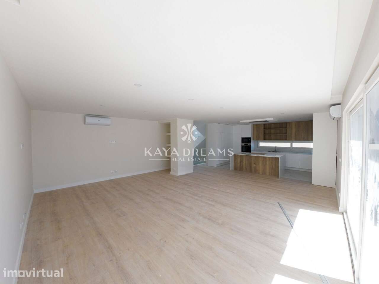 Moradia Nova T5 no Bairro do  Trigache em Famões, Odivelas - Grande imagem: 3/37