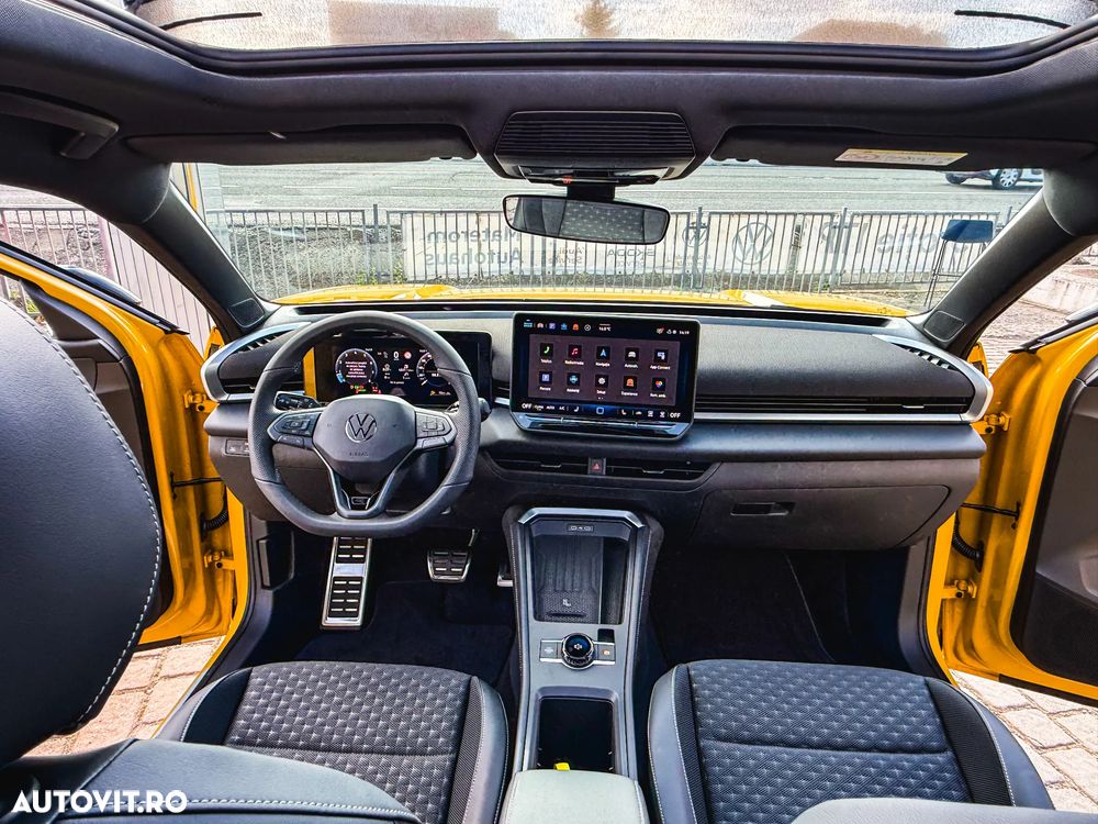 Volkswagen T-Roc 1.5 eTSI 150 CP DSG MHEV R-Line - 23