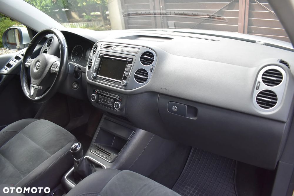 Volkswagen Tiguan 2.0 TDI SCR BlueMotion Technology Exclusive - 26