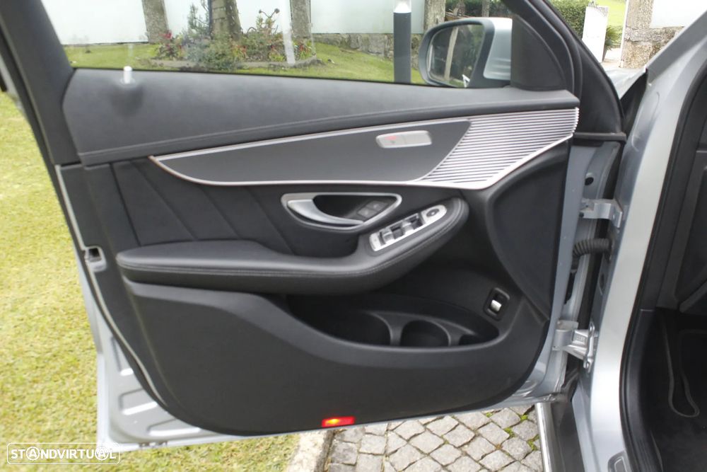 Mercedes-Benz EQC 400 4Matic AMG Line - 12