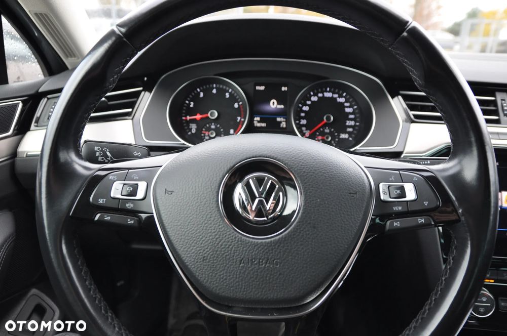 Volkswagen Passat 1.5 TSI EVO Highline DSG - 15
