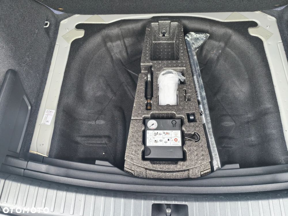 Skoda Karoq 1.6 TDI SCR DSG Ambition - 21