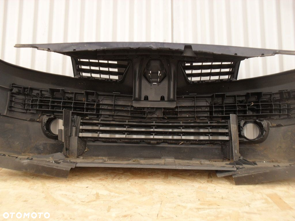 Zderzak przód 8200142000 RENAULT MEGANE II 02-06 - 4
