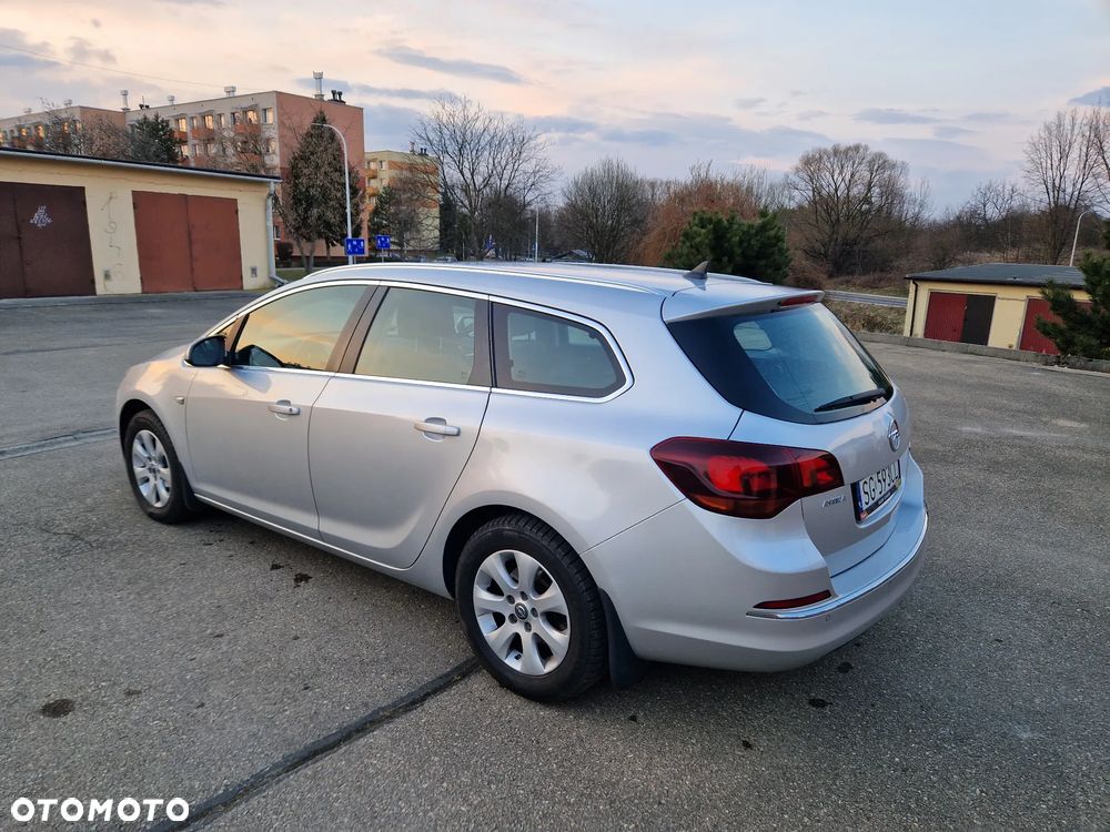 Opel Astra 1.6 CDTI Cosmo - 8