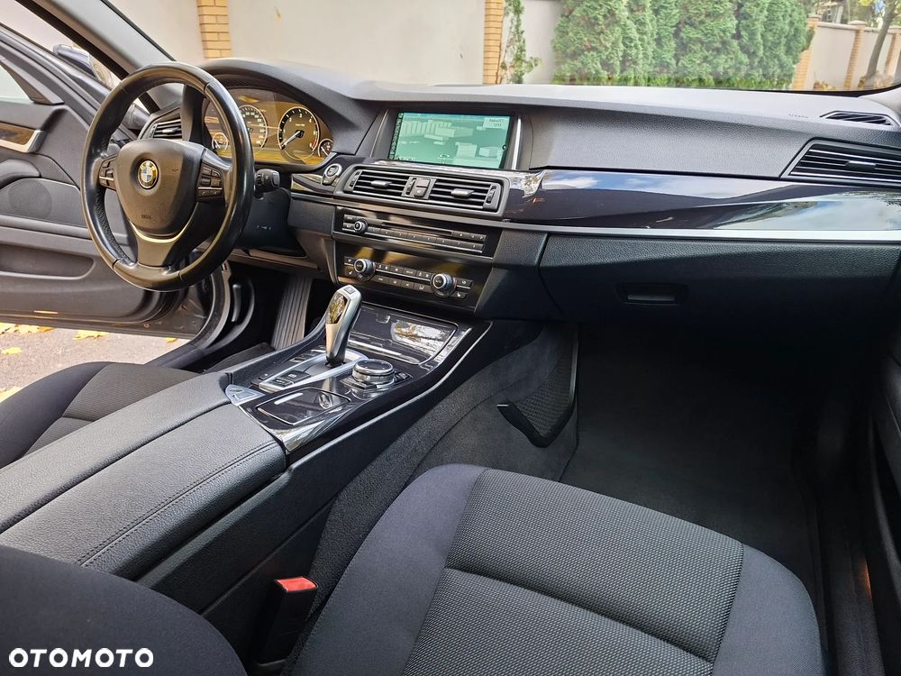 BMW Seria 5 - 11