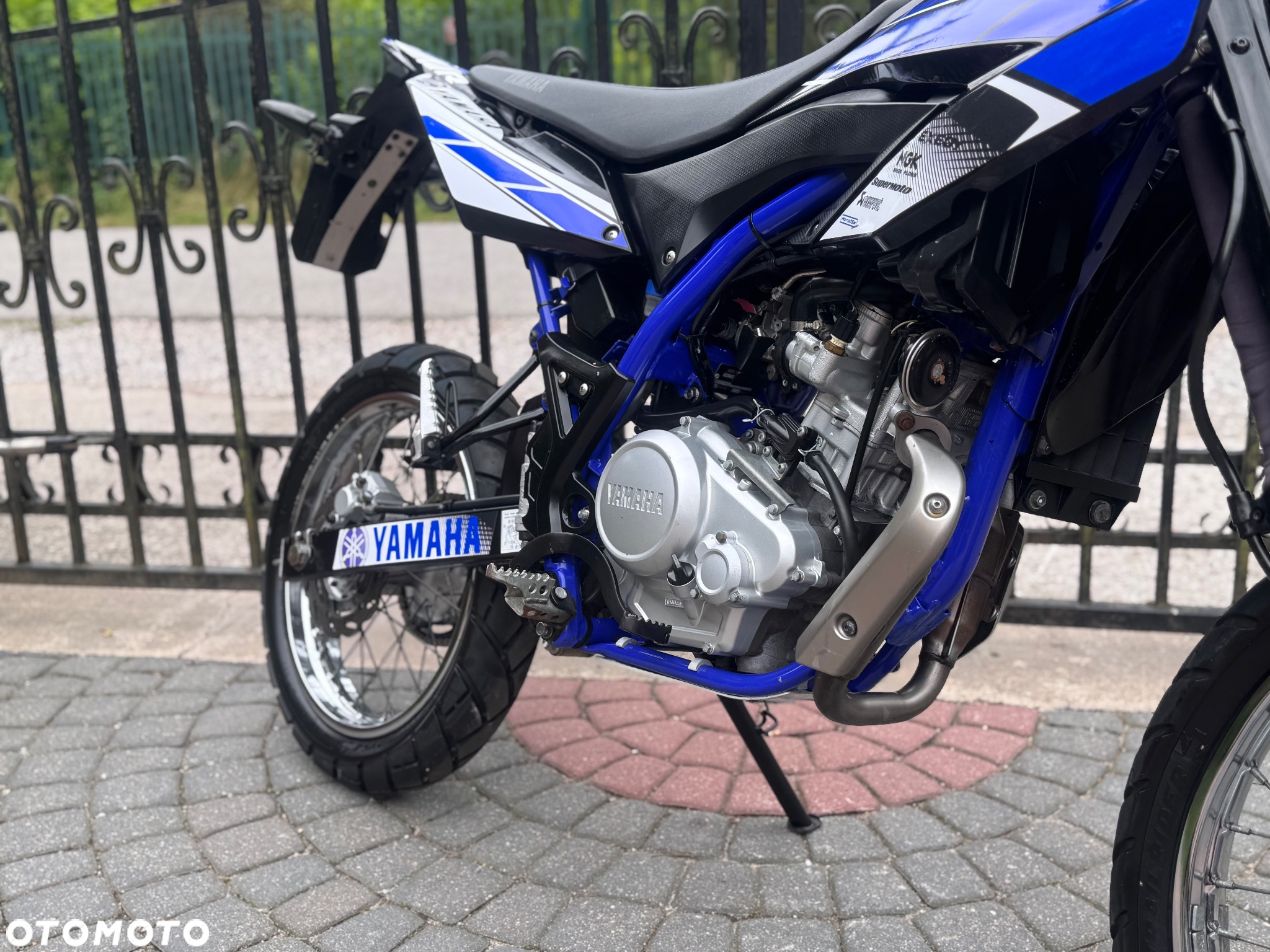 Yamaha WR - 12