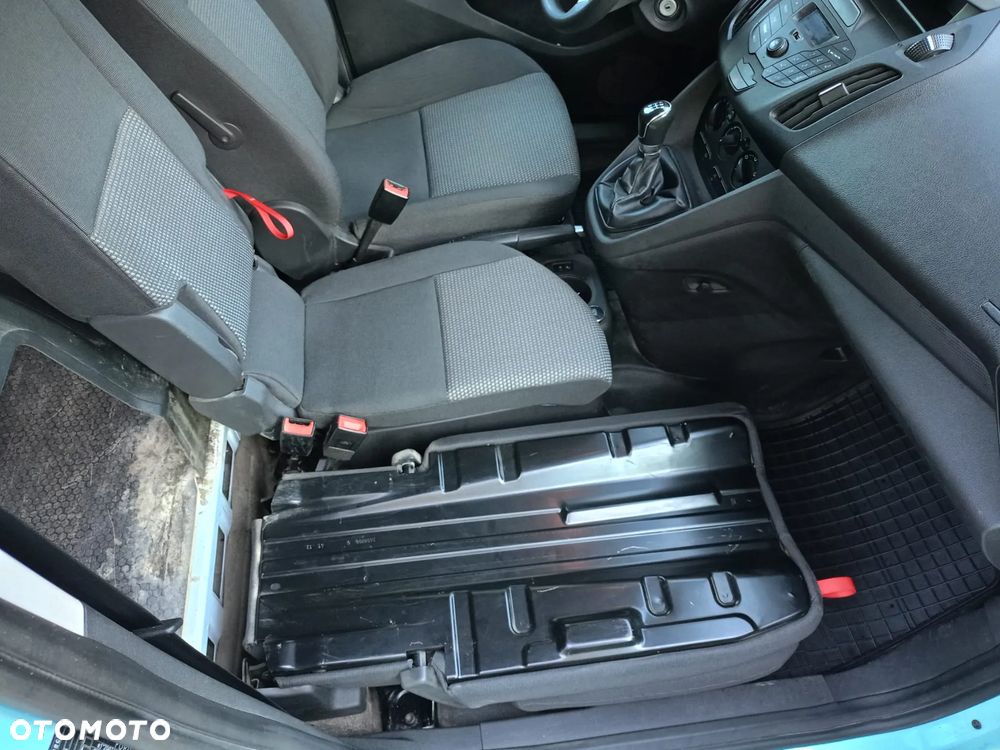 Ford Transit Connect II - 20