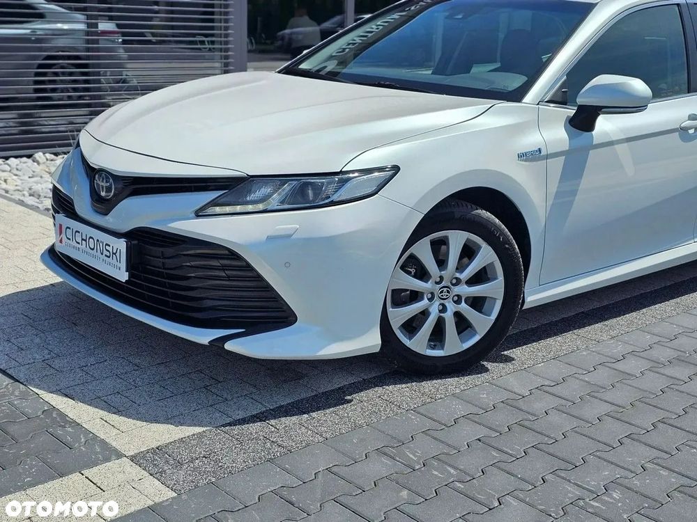 Toyota Camry 2.5 Hybrid Comfort CVT - 16