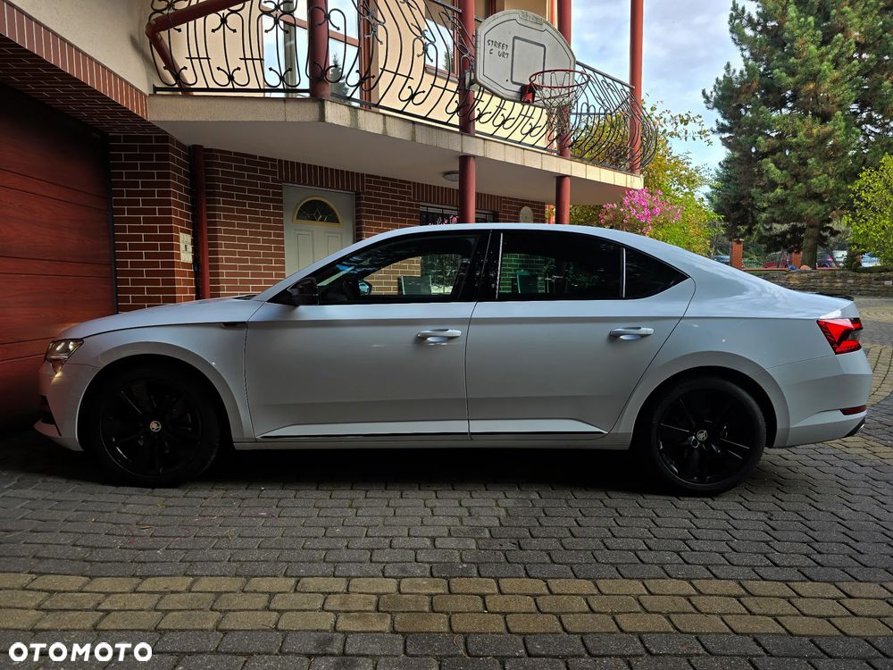 Skoda Superb 2023 photo 3