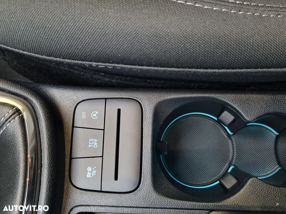 Ford Fiesta 1.0 EcoBoost Hybrid S&S ACTIVE X - 22