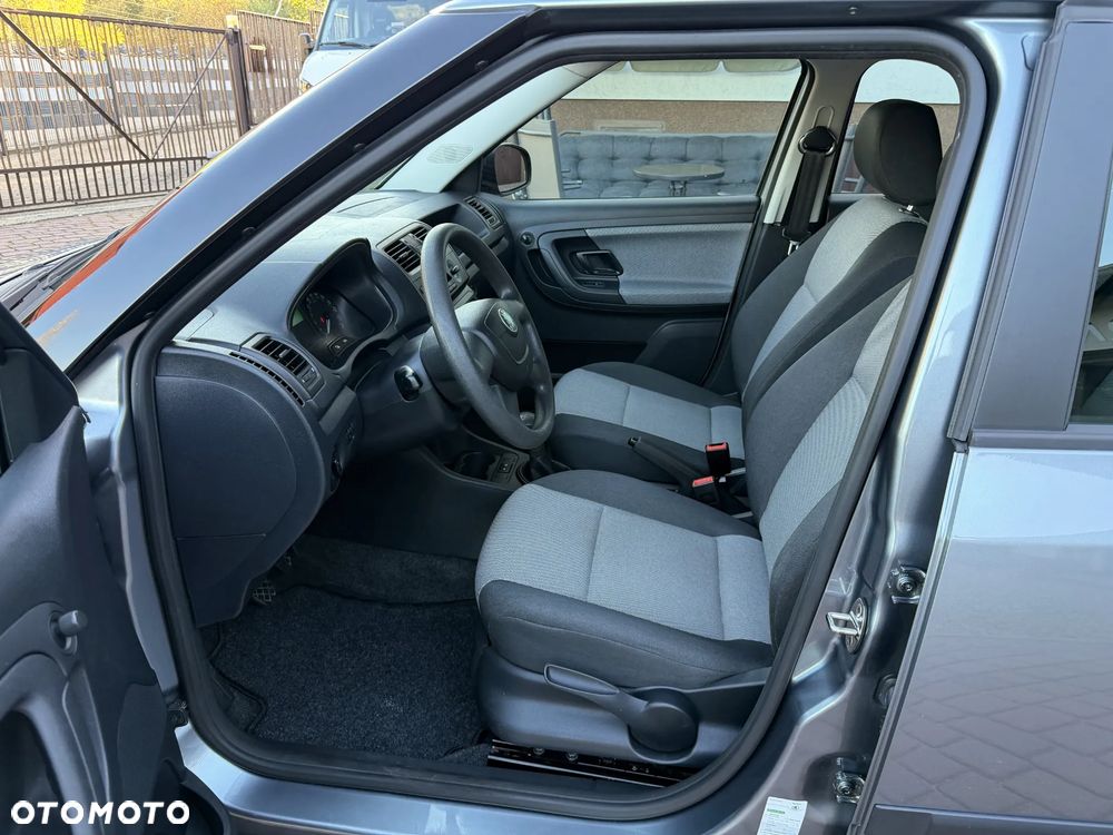 Skoda Fabia 1.2 HTP Ambiente - 13