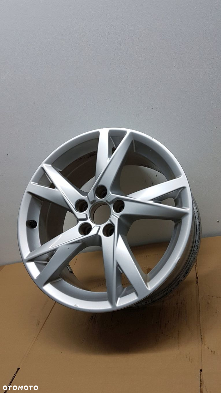 FELGA AUDI A4 B9 8W 7.5Jx17 ET38 - 7