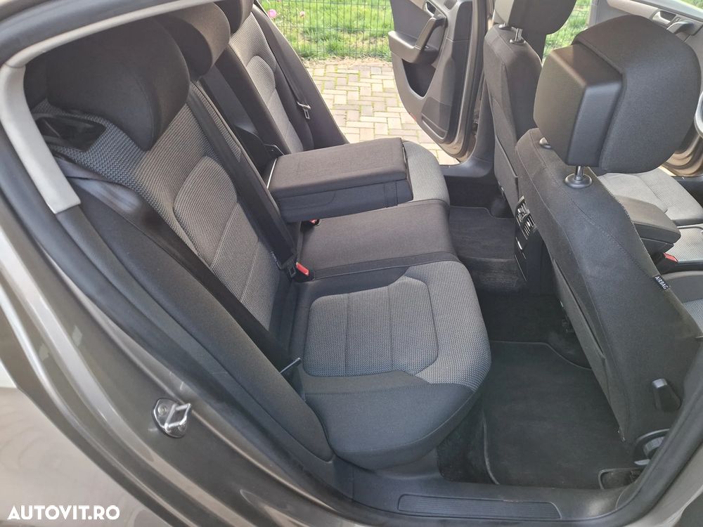 Volkswagen Passat 2.0 TDI BlueMotion Tehnology Comfortline DSG - 8