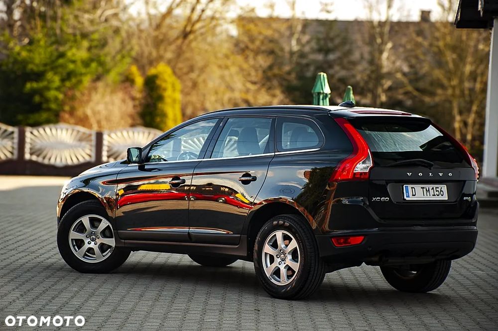 Volvo XC 60 DRIVe Momentum - 19