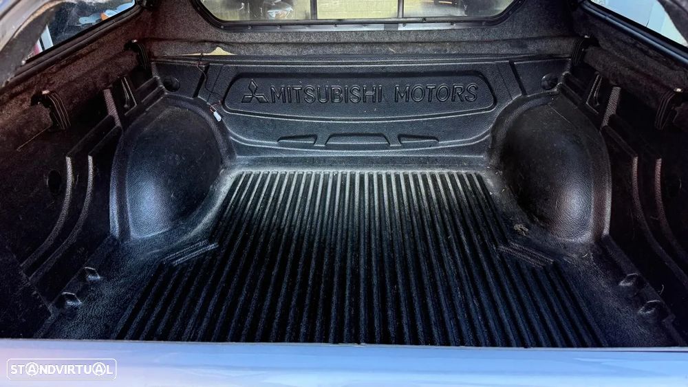 Mitsubishi L200 2.5 DI-D CD Intense MASC A - 10