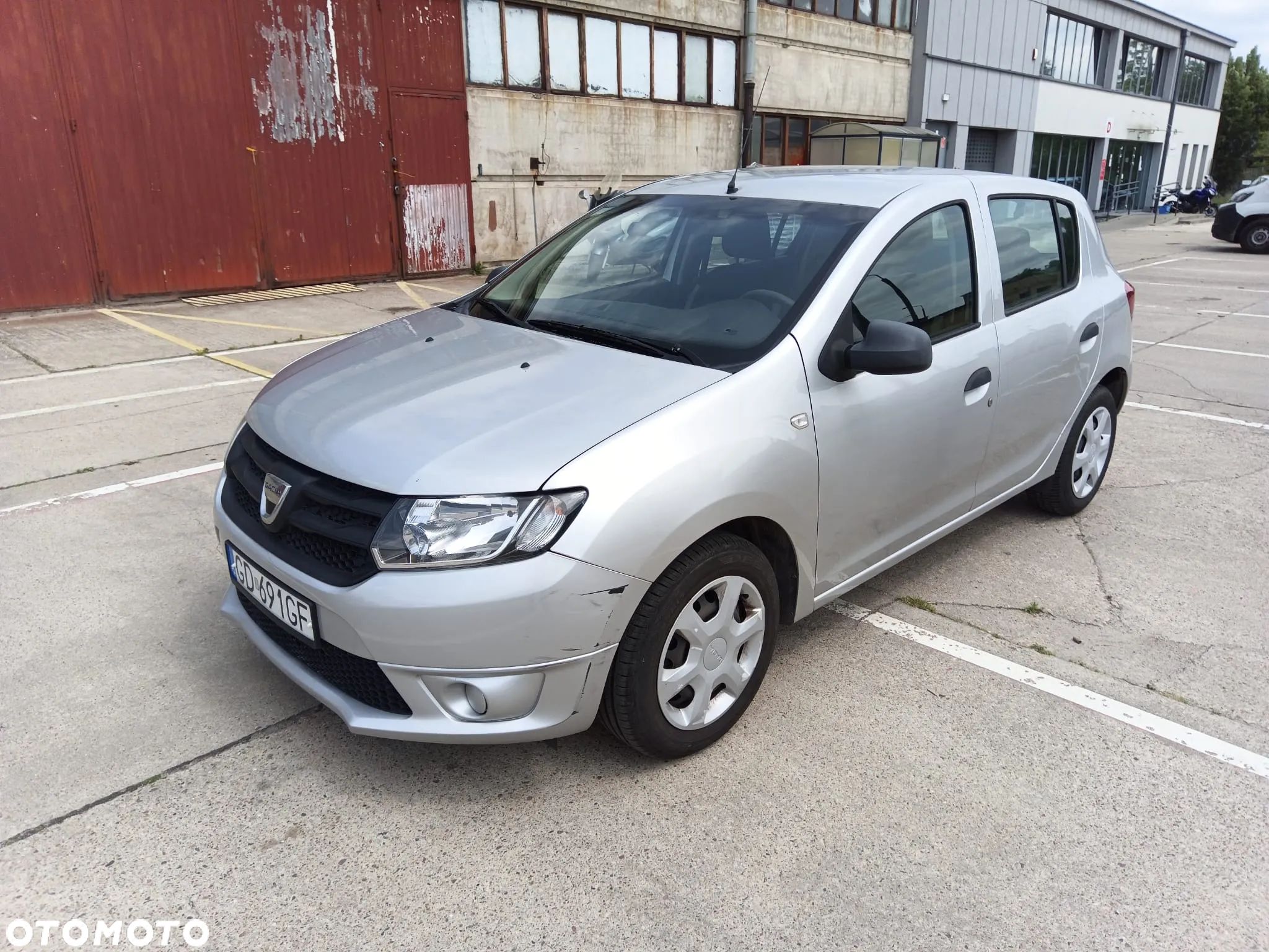 Dacia Sandero 1.2 16V Ambiance - 1