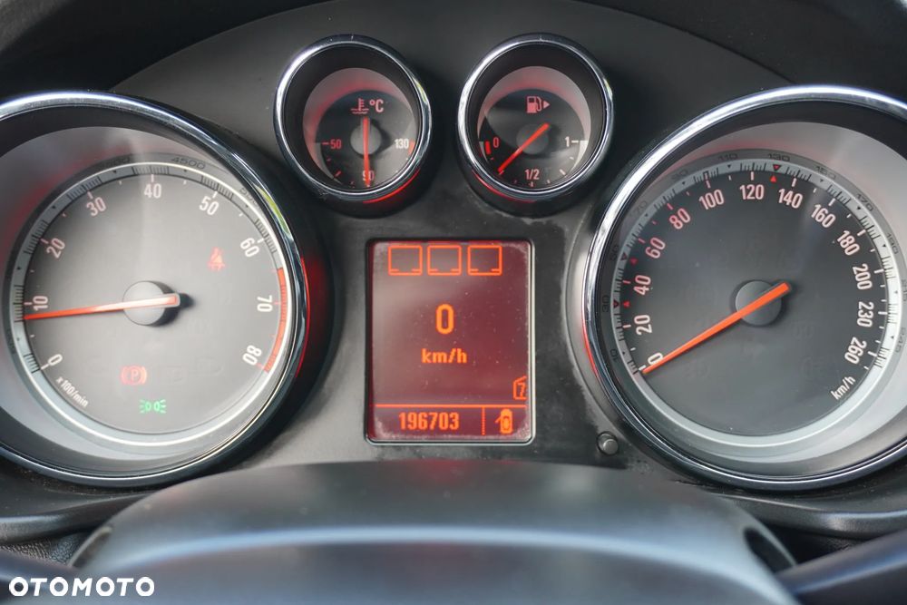Opel Insignia 1.6 Turbo Sports Tourer Cosmo - 36