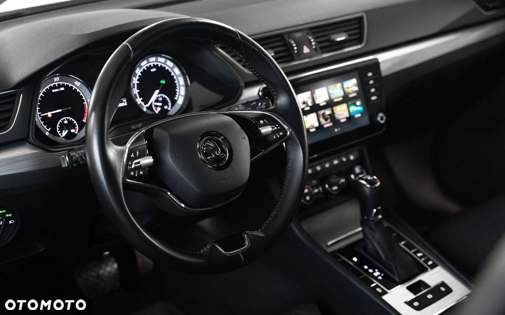 Skoda Superb 2.0 TDI SCR Ambition DSG - 19