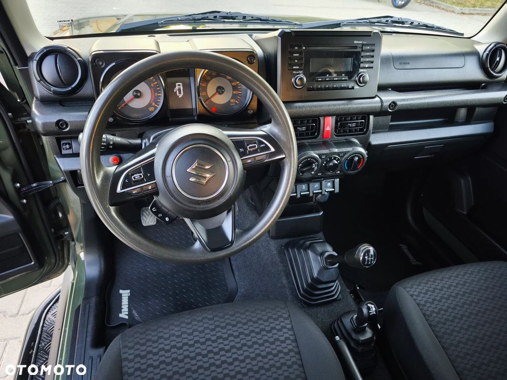 Suzuki Jimny 1.5 Premium - 25