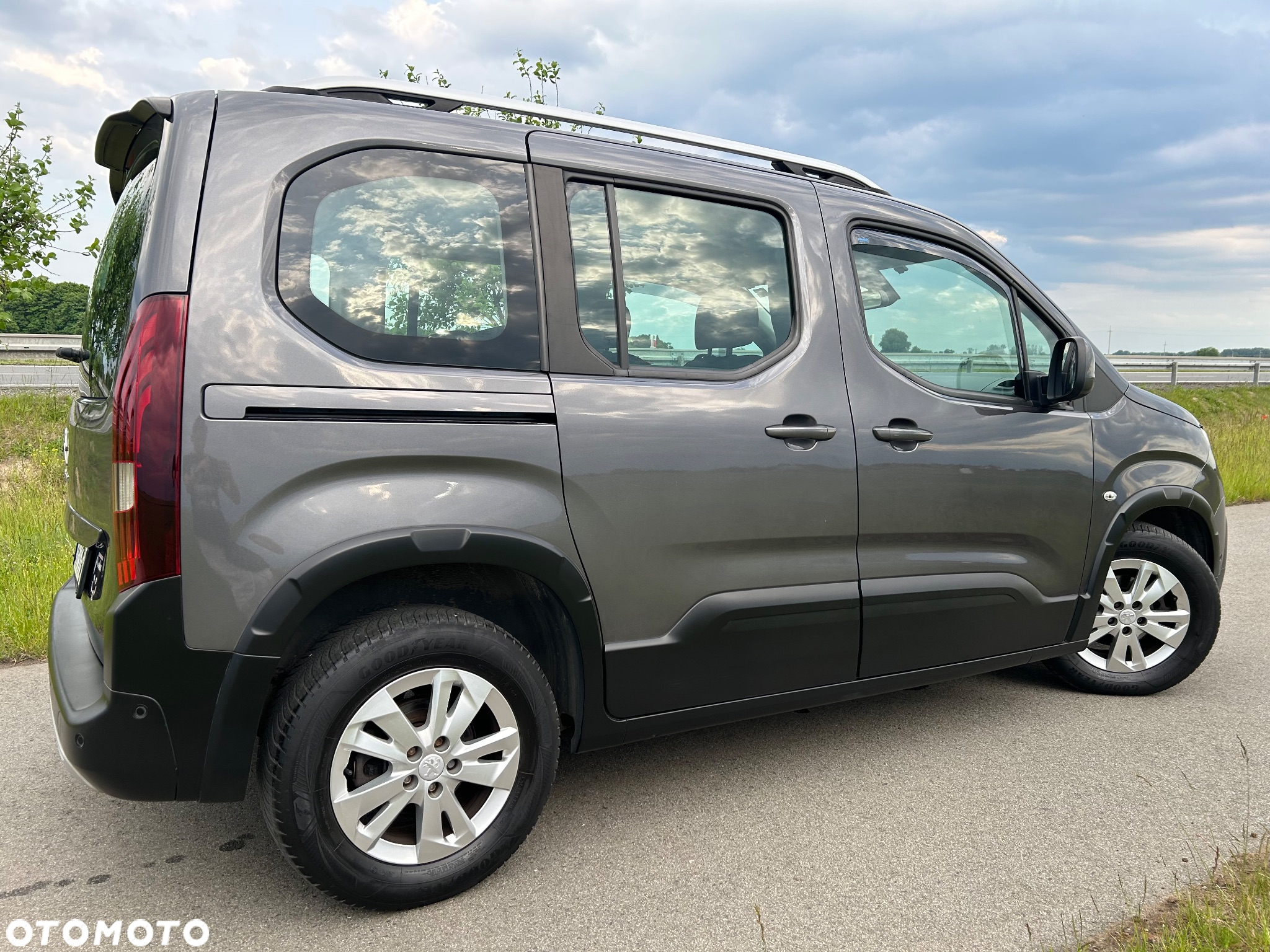 Peugeot Rifter 1.5 BlueHDI Allure Pack S&S - 35