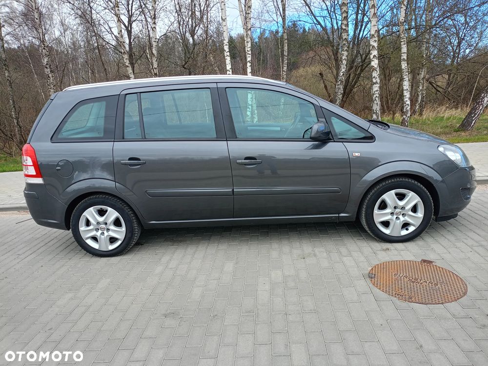 Opel Zafira 1.8 Design Edition - 27