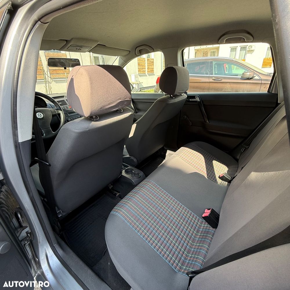 Volkswagen Polo - 21