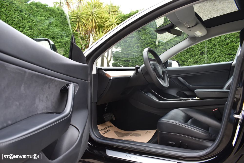 Tesla Model 3 Standard Range Plus RWD - 6
