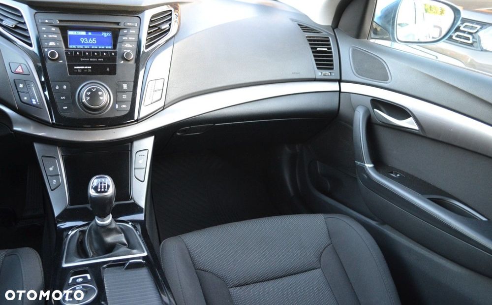 Hyundai i40 Kombi 1.6 Trend - 29