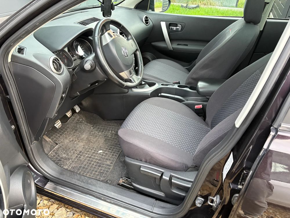 Nissan Qashqai - 11
