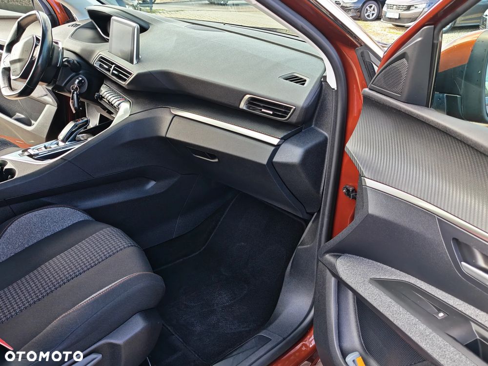 Peugeot 3008 1.2 PureTech Active S&S EAT6 - 26