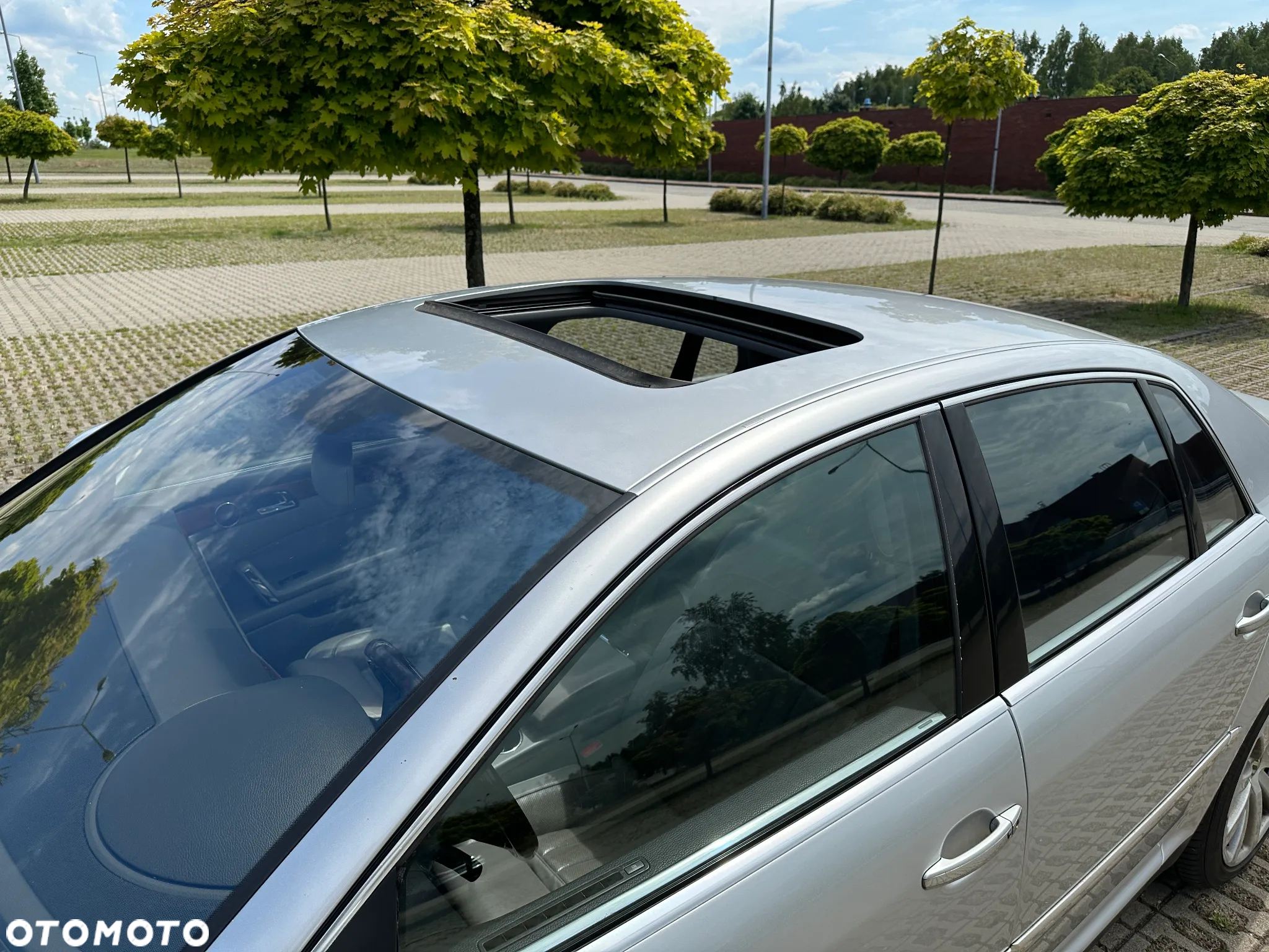 Volkswagen Phaeton 4.2 V8 4Mot (5 os.) - 9
