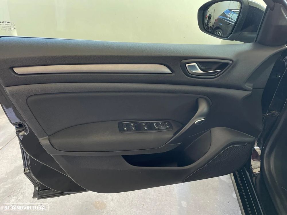 Renault Mégane Sport Tourer 1.5 Blue dCi Intens EDC - 30