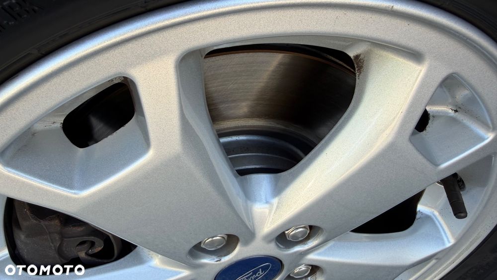 Ford Tourneo Connect Grand 1.5 TDCi Titanium - 20