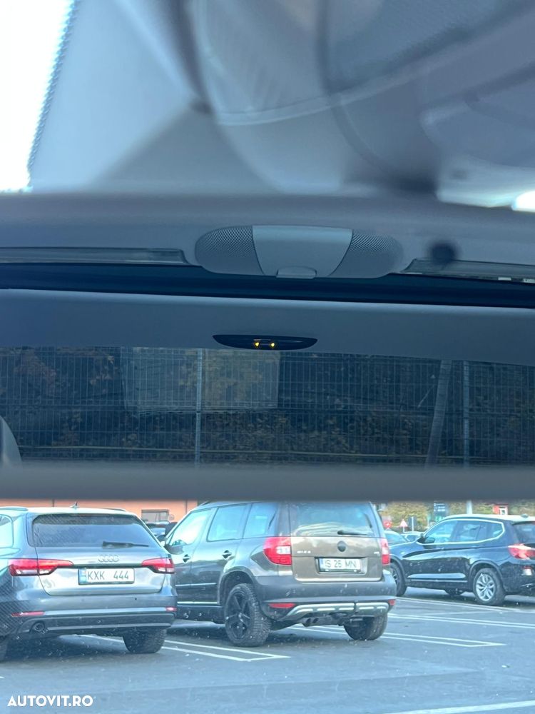 Mercedes-Benz E - 16