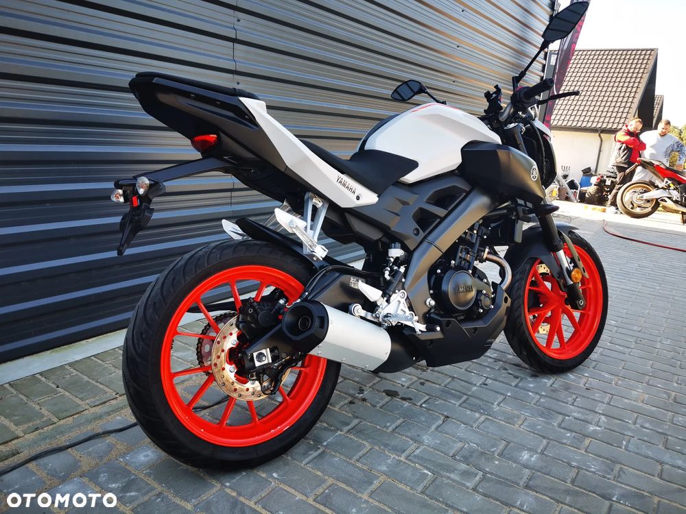 Yamaha MT - 6