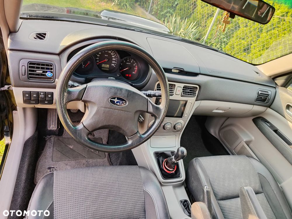 Subaru Forester 2.0 XT Turbo - 3