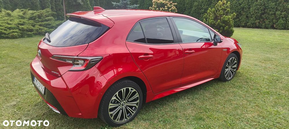 Toyota Corolla 2.0 Hybrid Executive - 8