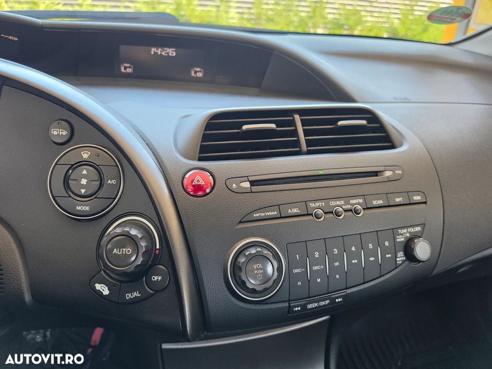 Honda Civic 1.4 i-VTEC Sport - 9