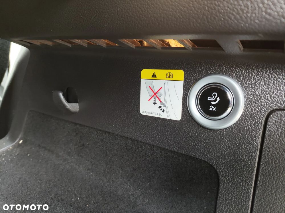 Ford Kuga 2.0 TDCi 4x4 Trend - 9