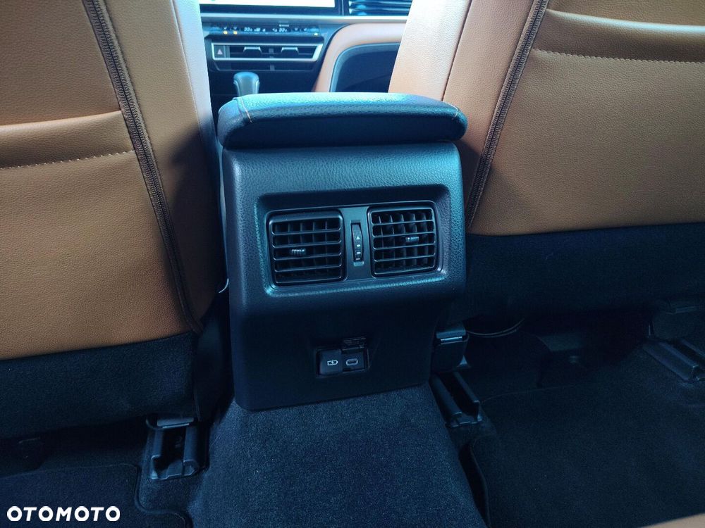 Toyota Camry - 15