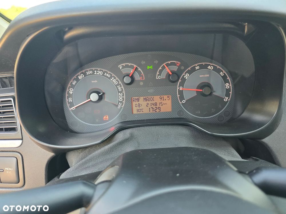Fiat Linea 1.4 Dynamic - 13