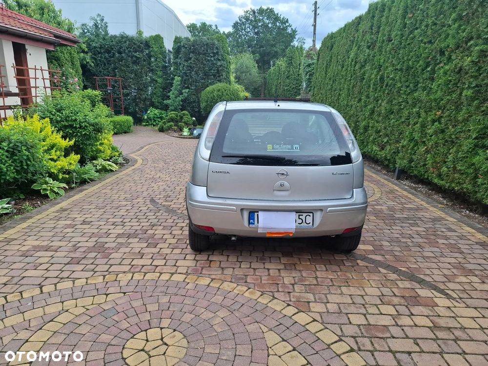 Opel Corsa 1.2 16V Enjoy - 9