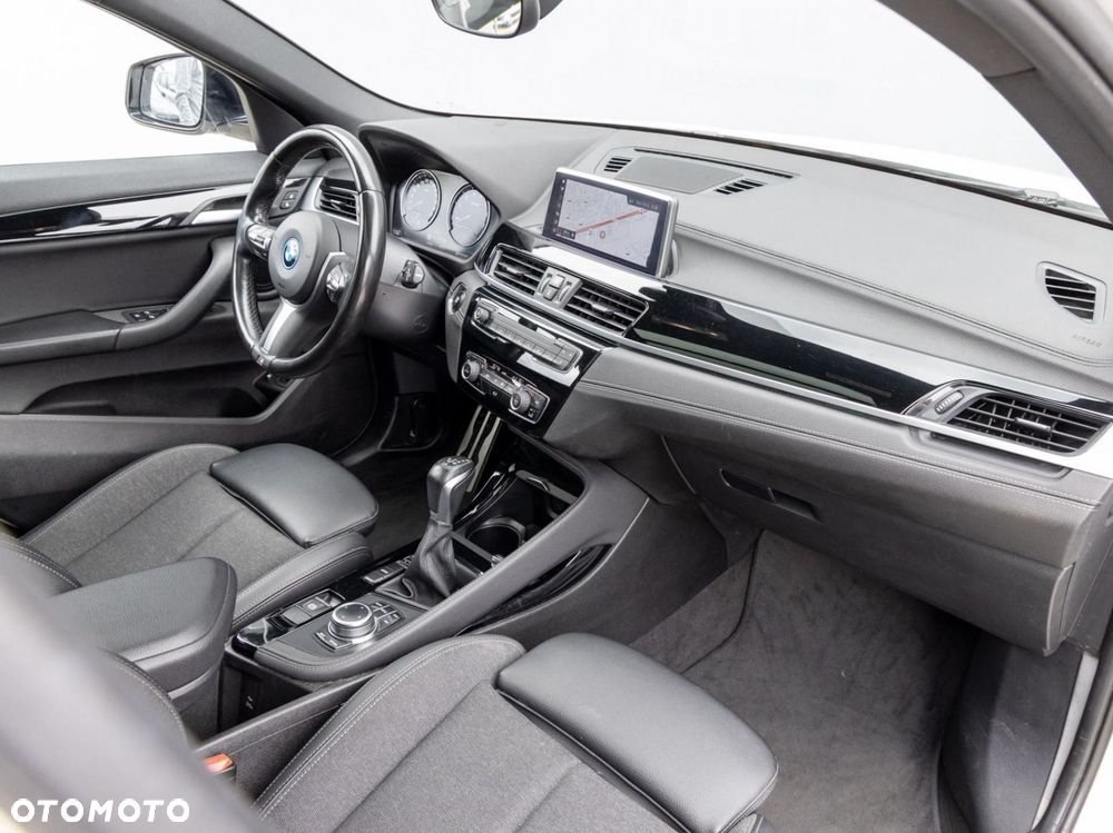 BMW X2 - 12